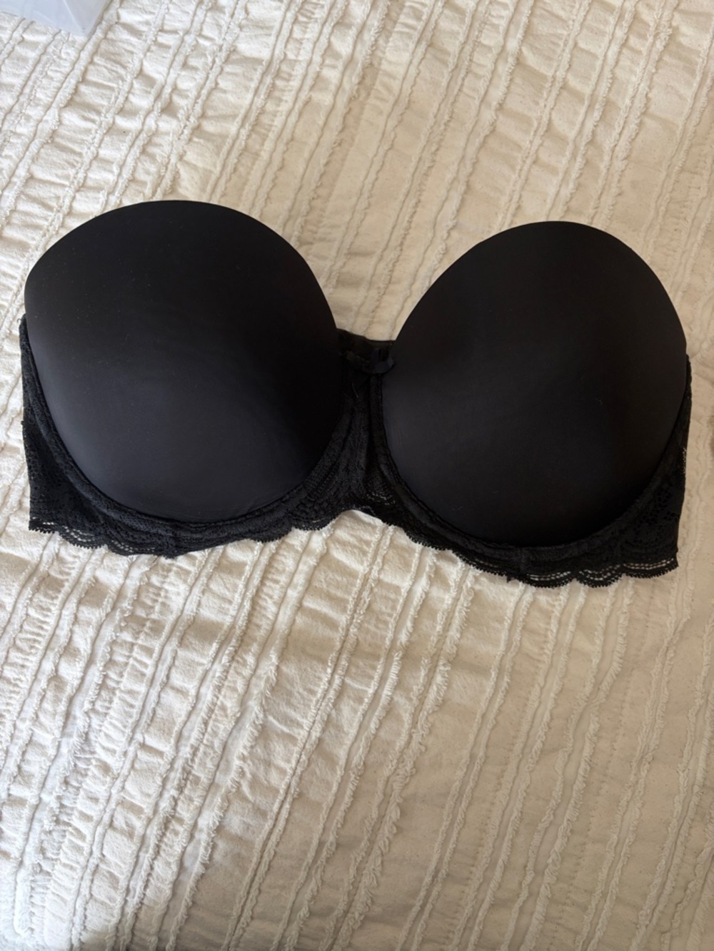 Victoria's Secret Black Strapless Lace-Trim Bra